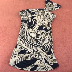 The limited one shoulder top large